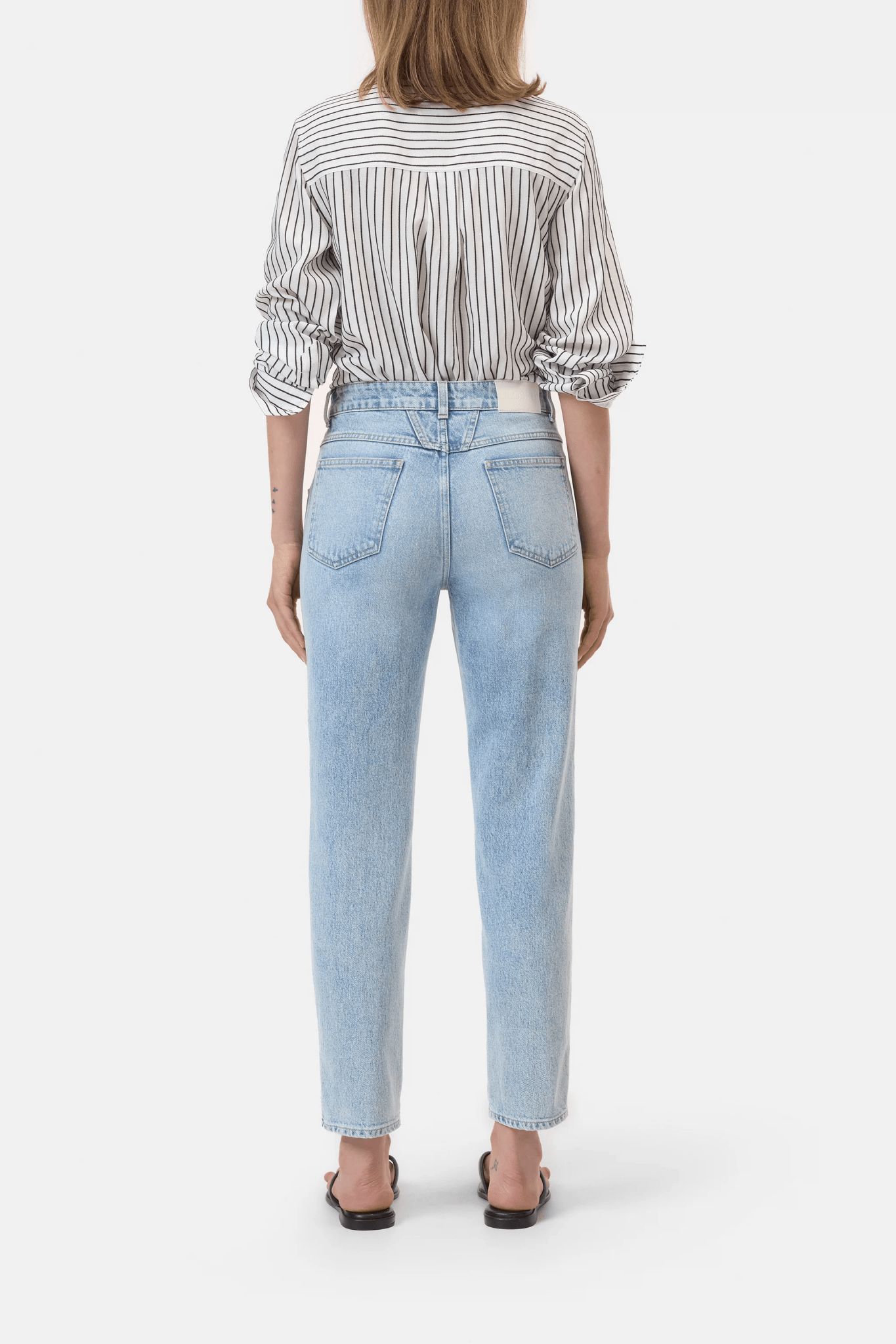 a better blue pedal pusher Relaxed Jeans