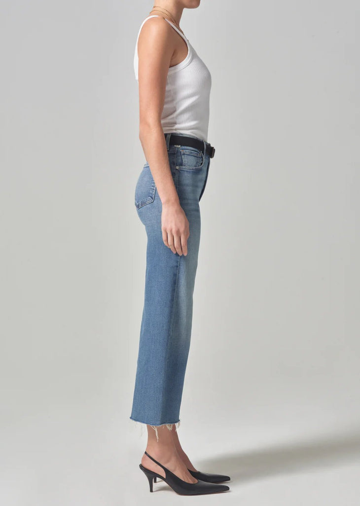Citizens of humanity lyra crop wide leg in abliss with raw hem styled on model.