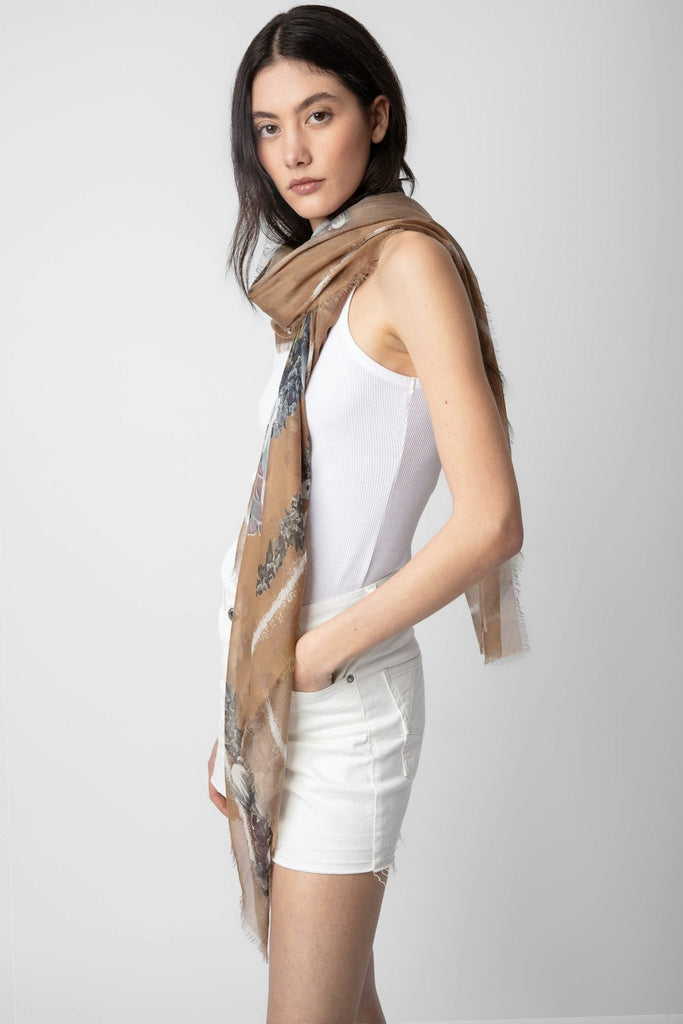 Model wearing the zadig and voltaire kerry scarf in heritage